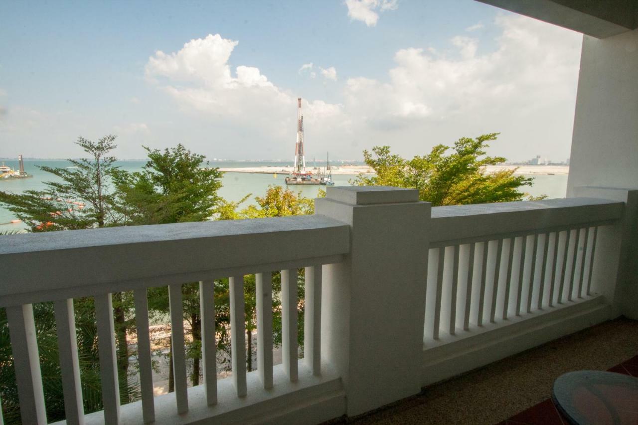 Aparthotel Profolio @ Straits Quay Tanjung Tokong Exterior foto
